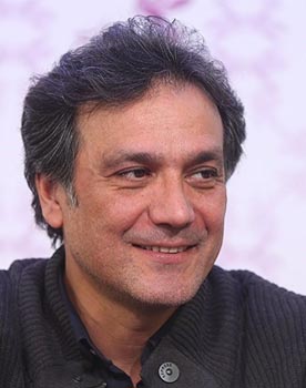 علیرضا آقاخانی